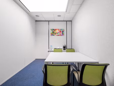 location locaux professionnels 45 m² à rungis (94150)  2 299 €