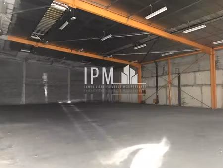 a louer entrepôt de 700 m² - 13170 les pennes mirabeau