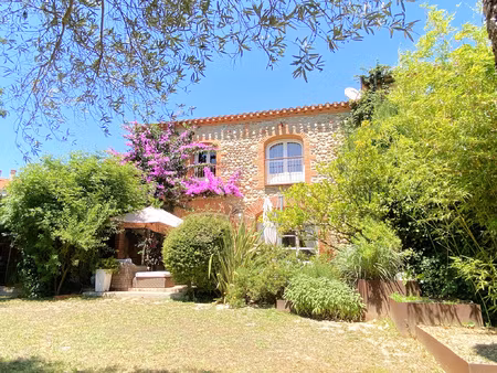 un mas de caractere a quelques minutes de perpignan