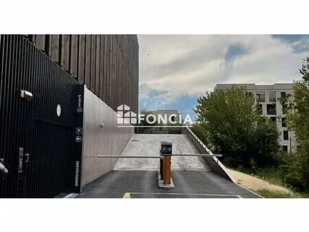 parking bruges proches ravezies