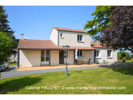 10 minutes de chantonnay - jolie maison de famille - 5 chamb