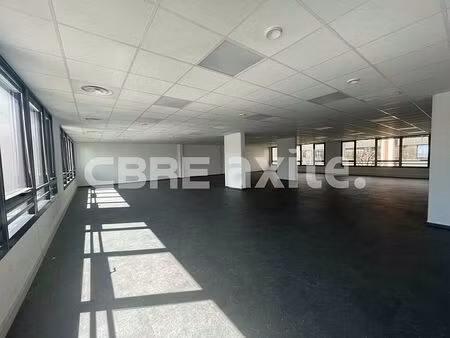 location bureau epagny metz tessy 240 m²