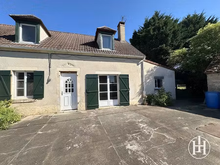 vente maison 8 pièces 140 m² à charenton-du-cher (18210)  69 000 €