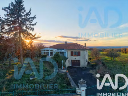 vente maison traditionnelle 8 pièces