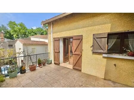 charmant appartement t4 avec grande terrasse au cœur du sud de la france