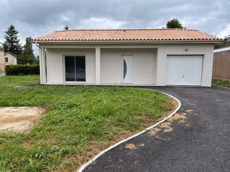 vente maison 4 pièces 73 m² à thiviers (24800)  161 250 €