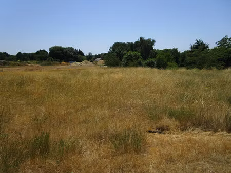 vente terrain  1301.00m²  thésée