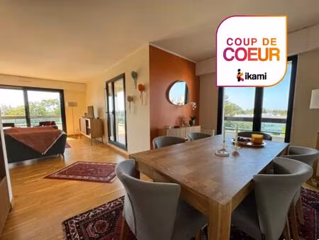 vue d'exception et prestations haut de gamme avec terrasse et 2 parkings - superbe t3 à...