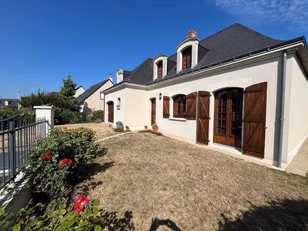 vente maison 4 pièces 102 m² à sainte-gemmes-sur-loire (49130)  337 300 €
