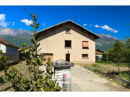 maison avec potentiel - le cheylas -+ garage double+ sous sol + combles aménageables