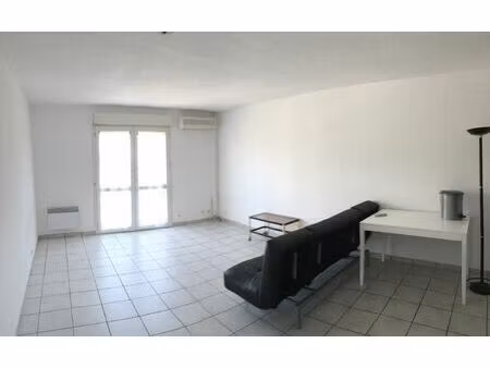 location appartement 1 pièce 32 m² à saint-gély-du-fesc (34980)