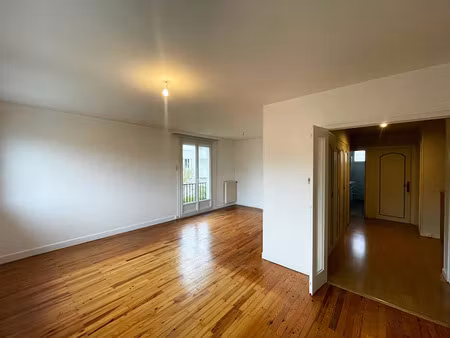 location maison 5 pièces 116.42 m² à romagnat (63540)  1 130 €