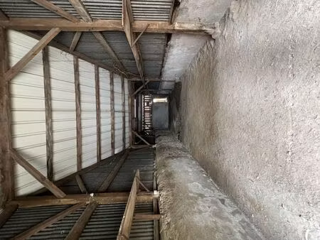 vente garage vallet (44330)