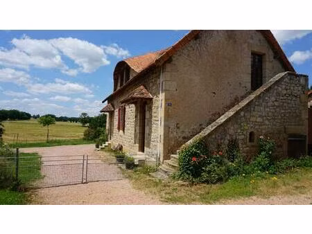 propriété équestre avec 2 habitations rénovées sur 8 ha (