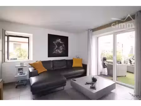 bel appartement proche commodités