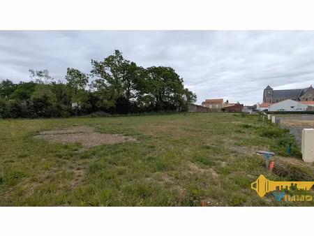 vente terrain 281 m² à paulx (44270)  54 200 €