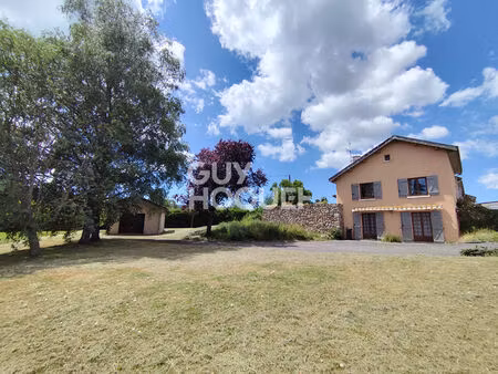 deux maisons sur grand terrain  idéal famille ou investisseur !