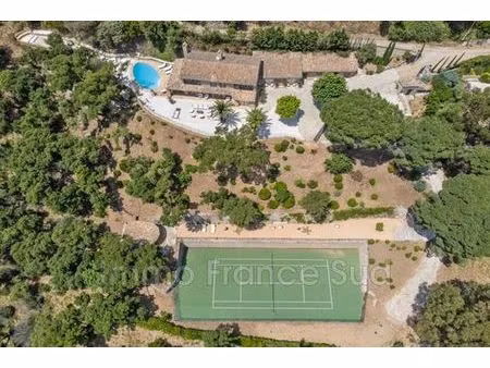 villa de 11 pièces de luxe en location la garde-freinet  provence-alpes-côte d'azur