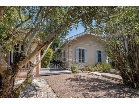 arcachon - ville de printemps - mziba1292