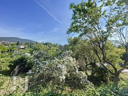 mas en pierre à grasse de 160m2 sur terrain de 2250m2