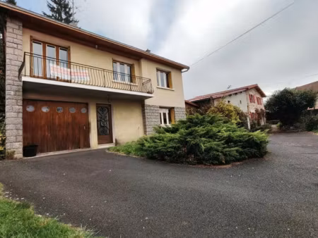 vente maison 5 pièces 85 m² à saint-rémy-sur-durolle (63550)  146 000 €