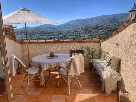 maison de village avec terrasse  possibilité de diviser en deux appartements - fayence