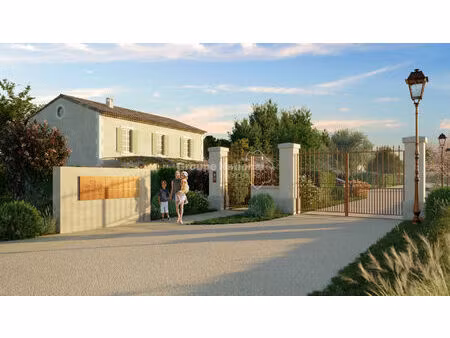 vente terrain 600 m² fontvieille (13990)