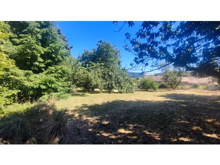 terrain constructible idéalement placé