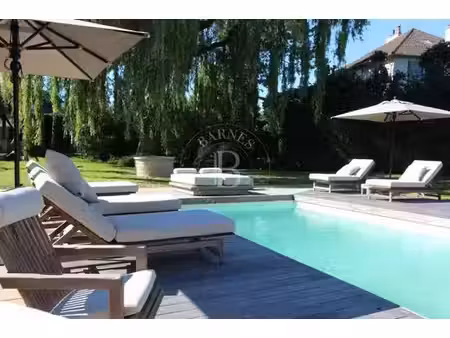 villa de 8 pièces de luxe en location deauville  france