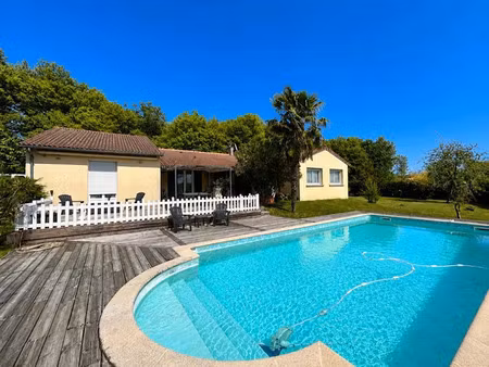 vente maison 8 pièces 181 m² à mensignac (24350)  270 000 €