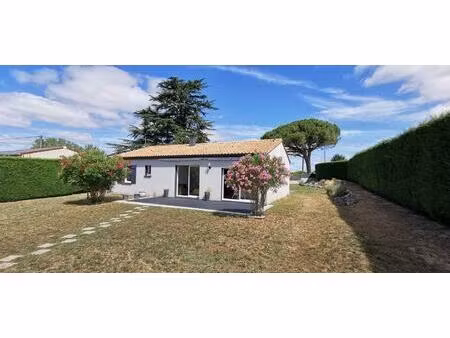 vente maison 4 pièces 89 m² pugnac (33710)