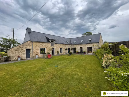 maison de caractère de qualité à arzano