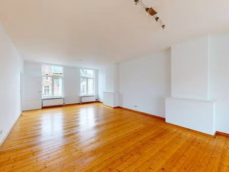 appartement à louer à antwerpen € 1.850 (lagjp) - for rent - makelaarskantoor de meester |