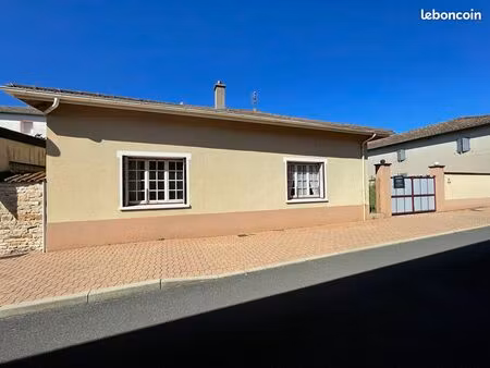 maison 4 pièces 258 m²