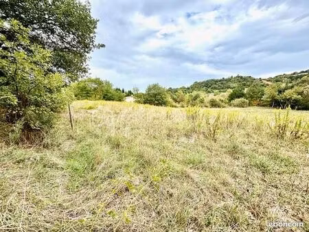 terrain 1 853 m² cournanel