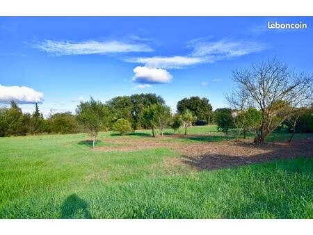 terrain 1 550 m² pouzilhac