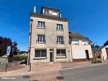 immeuble 7 pièces 200 m²