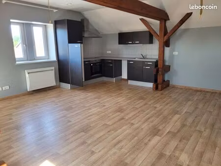 la commune d'insviller loue un appartement