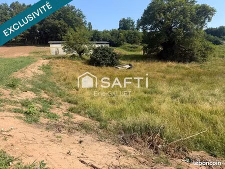 immeuble 156 m² allassac