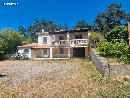 maison 7 pièces 144 m²