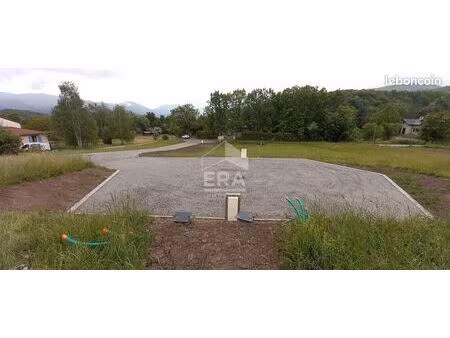 terrain 753 m² sigoyer