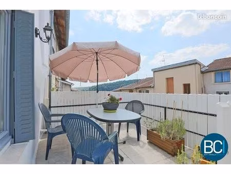 maison de ville 5 pièces 146 m²