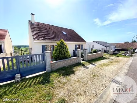 maison 6 pièces 105 m²