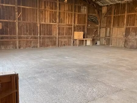 hangar à louer