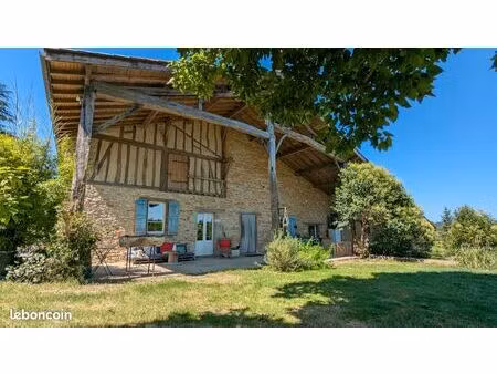 propriété aux portes de bordeaux sur 21 hectares + parcelle constructible