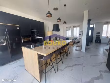 maison 7 pièces 185 m²