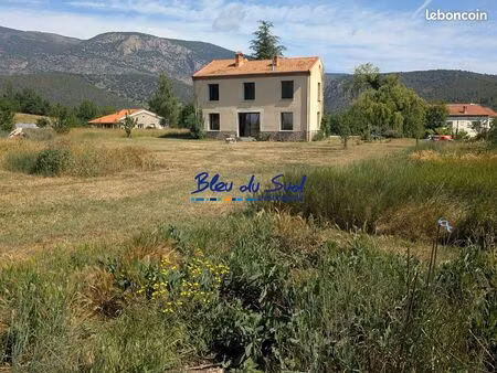 propriété 6 pièces 126 m²