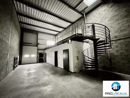 local d'activité 224 m²