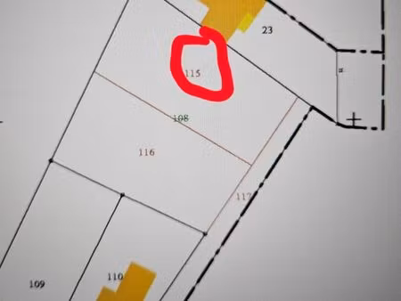 terrain 1 337 m² plassac