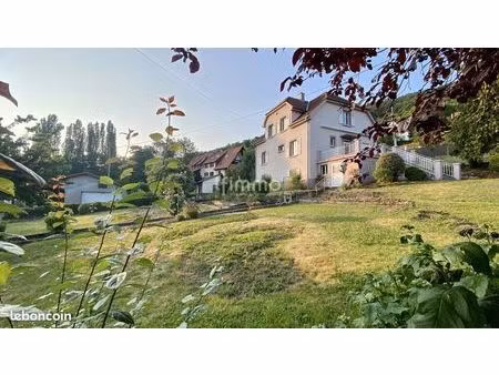 maison 7 pièces 149 m²